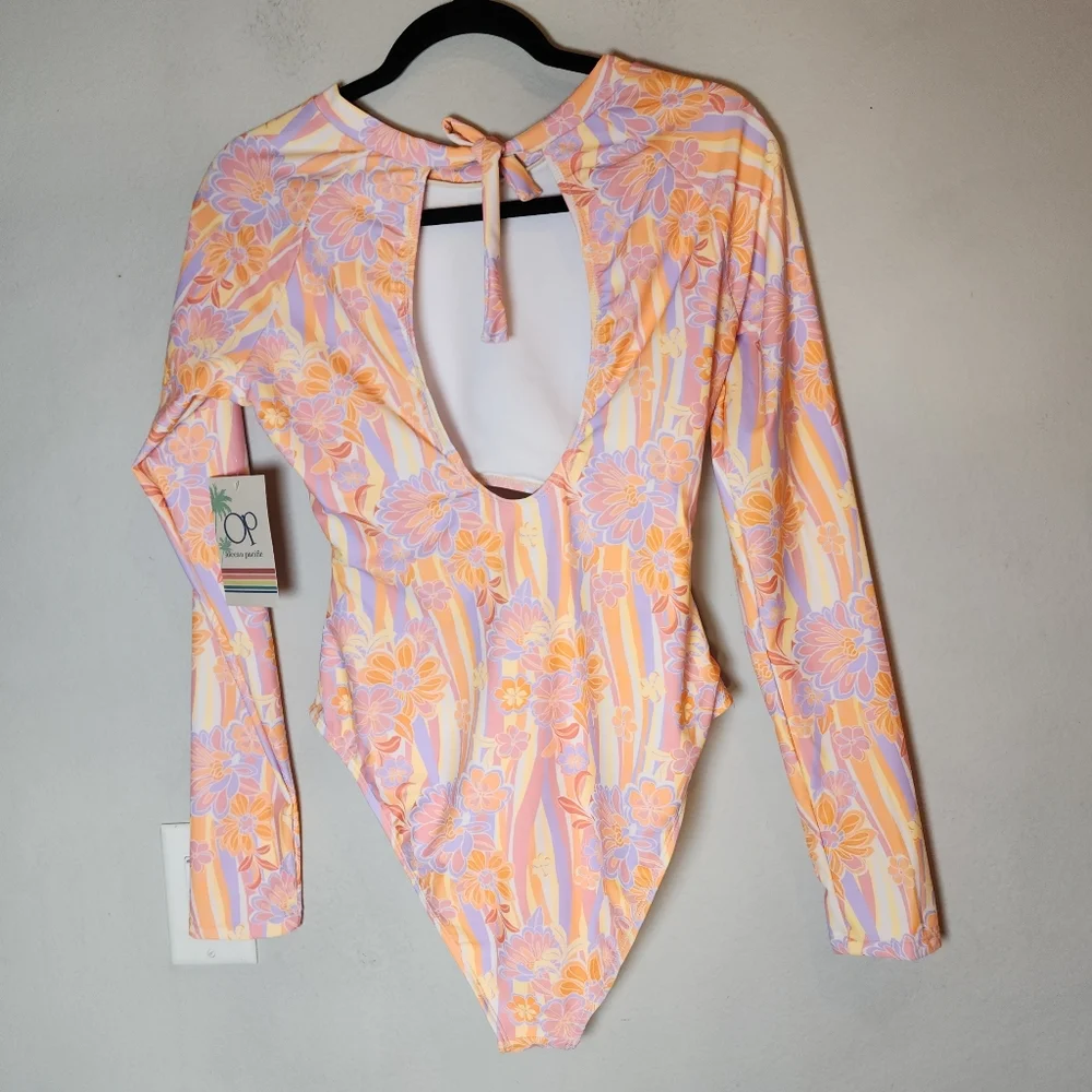 NWT OP Long Sleeve‎ One Piece Cutout Swimsuit Pink Orange Purple Floral Large